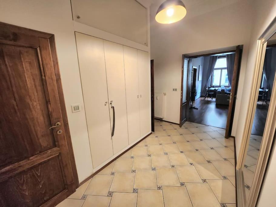 פראג Spacious Apartment 6Min From The Dancing House מראה חיצוני תמונה