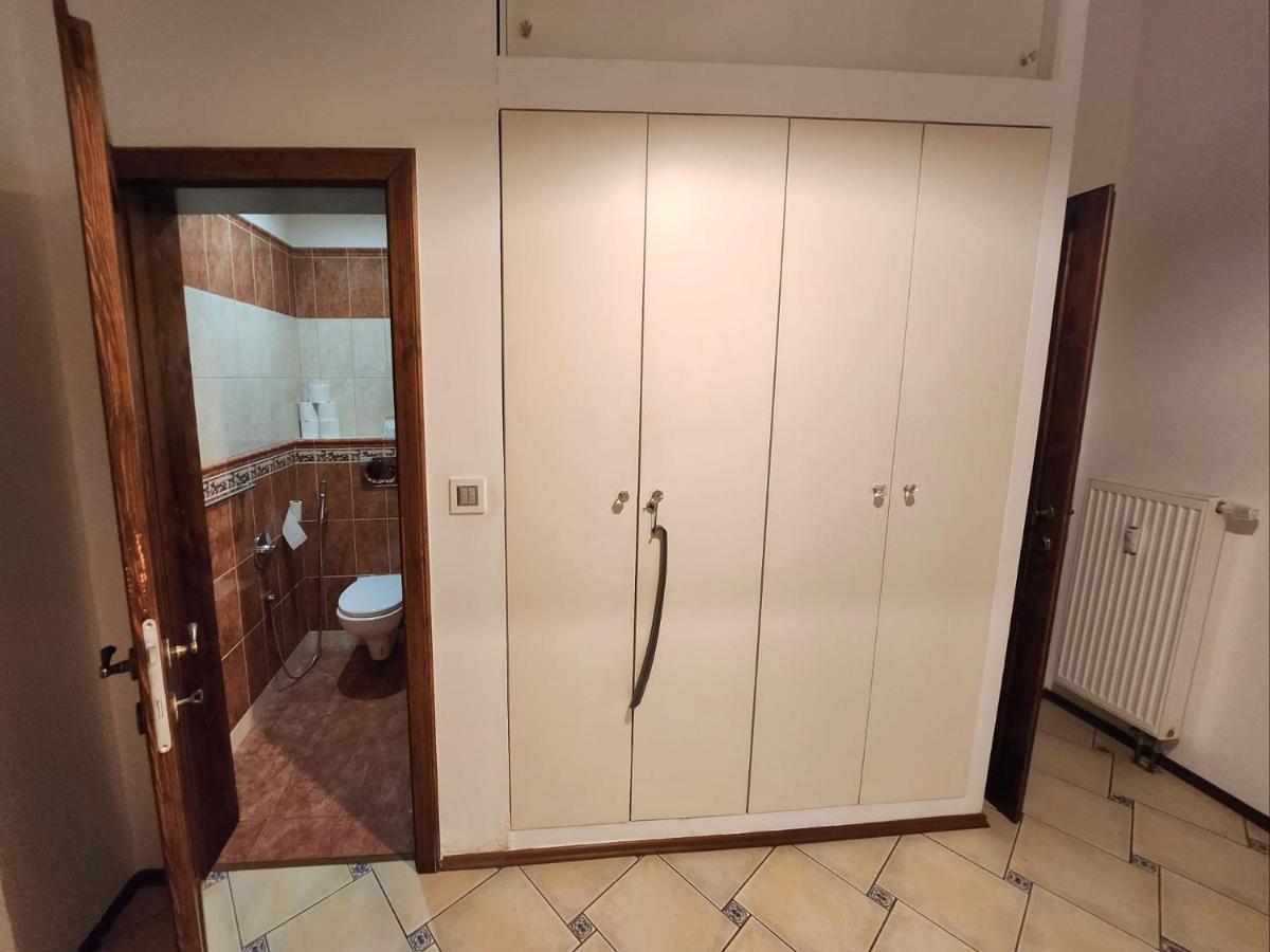 פראג Spacious Apartment 6Min From The Dancing House מראה חיצוני תמונה